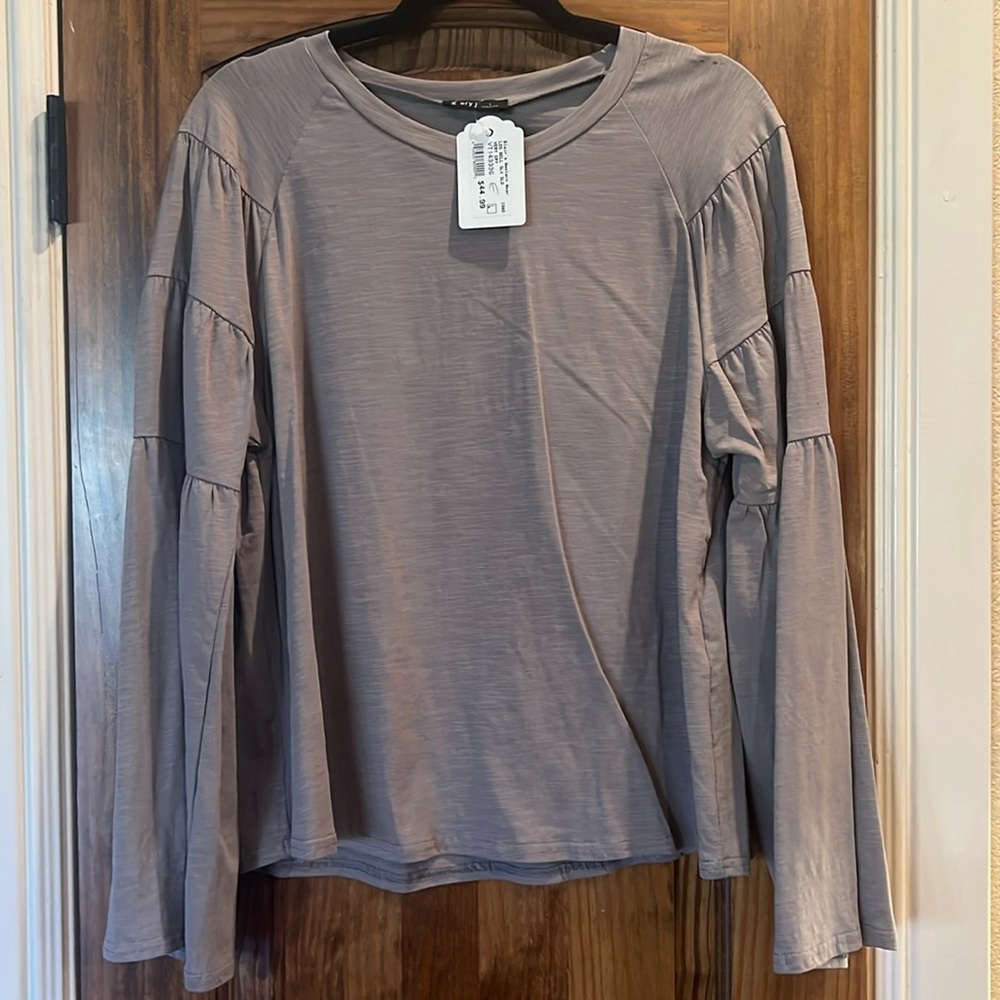 Women’s Bell Sleeve Shirt
